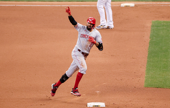 Cincinnati Reds introduce outfielder Nick Castellanos