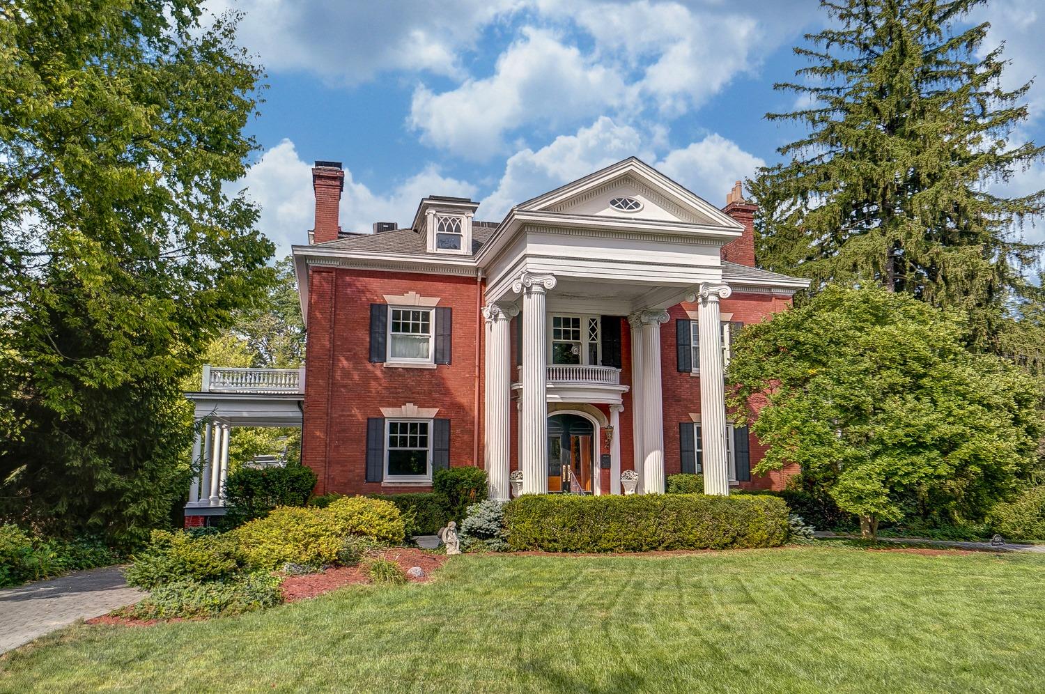 A Historic Home With a Carriage House in East Walnut Hills Cincinnati