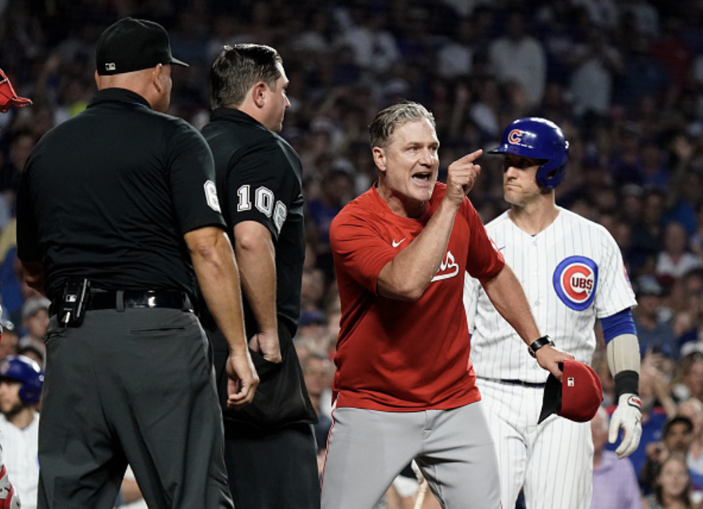 Cincinnati Reds manager Tommy Helms upset with umpire during game